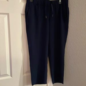 Lululemon on the fly crop 23” woven